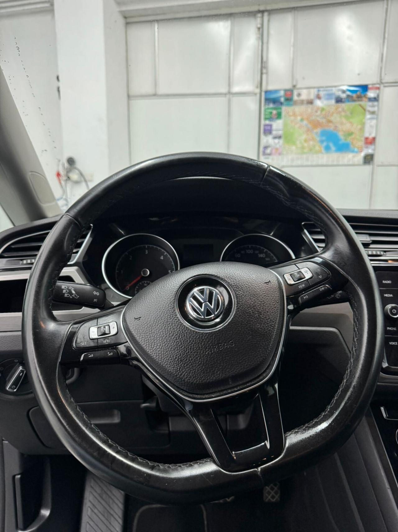 Volkswagen Touran 1.6 TDI 115 CV SCR DSG Executive BlueMotion Tech.