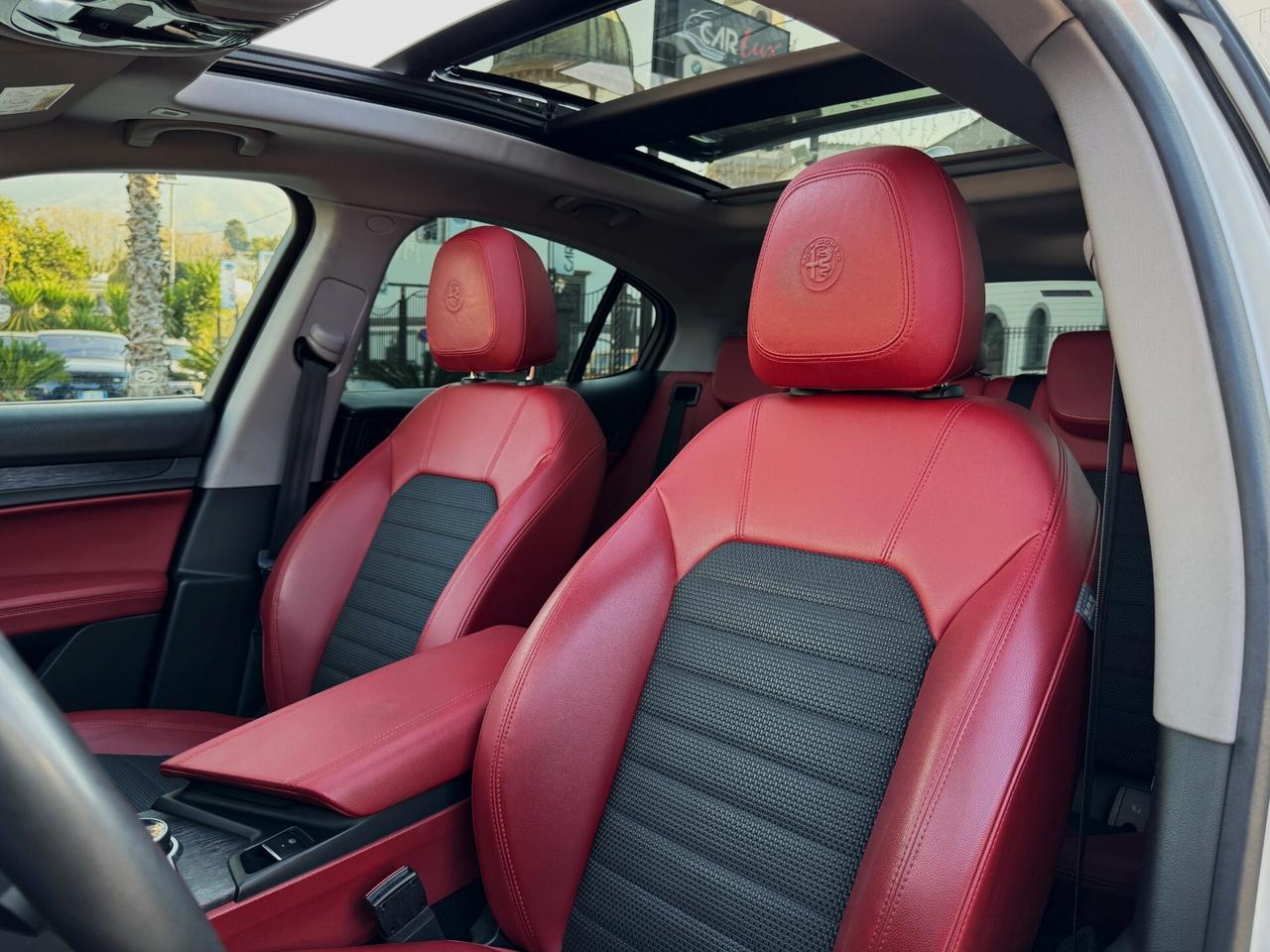 Alfa Romeo Stelvio 2.2 Turbo Diesel Super Q4 210CV TETTO