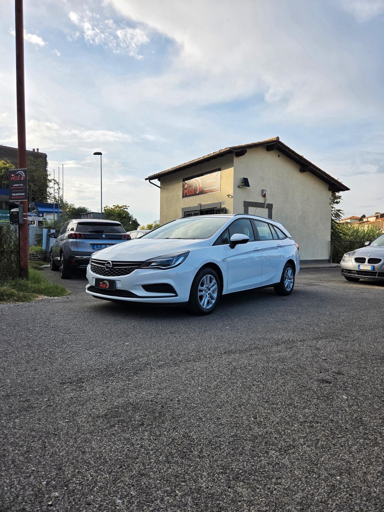 Opel Astra 1.4 Ecotec Sports Tourer Dynamic