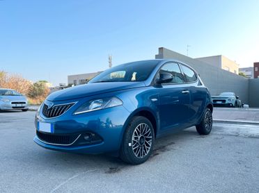 Lancia Ypsilon MY24 1.0 FireFly 5 porte S&S Hybrid Platino Km0