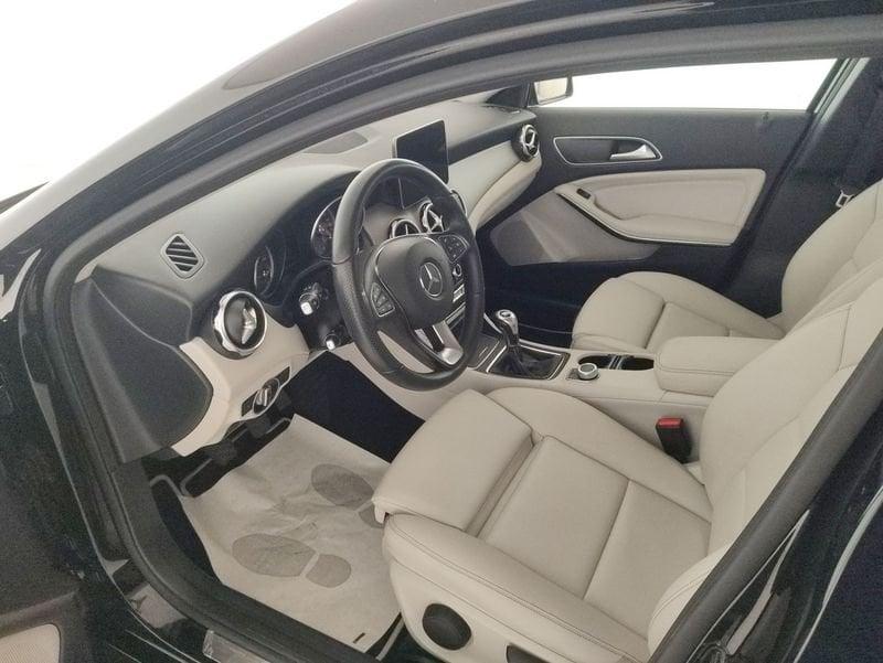 Mercedes-Benz GLA 180 Sport