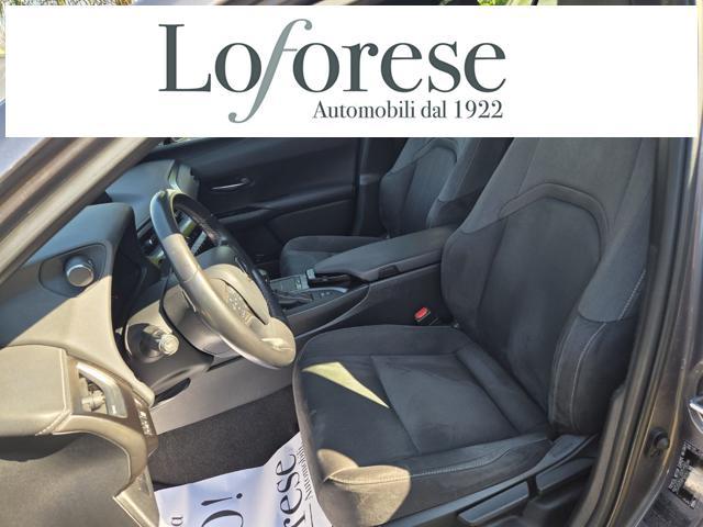 LEXUS UX Full Electric UX Hybrid Business