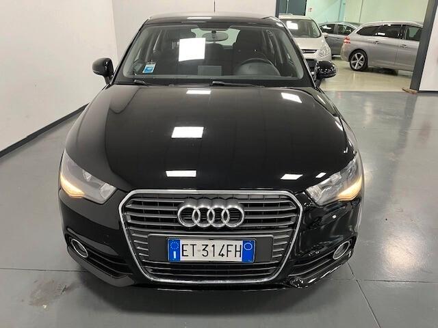Audi A1 -1.6 tdi-Attraction-90cv-DIESEL-EURO5B-NEOPATENTATI