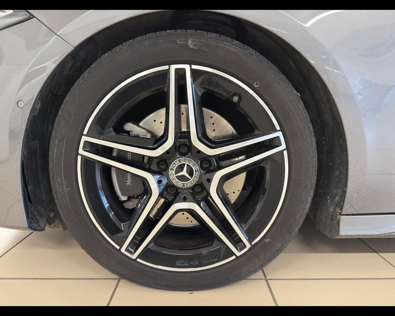 Mercedes-Benz Classe A (W177) - A 220 d Automatic AMG Line Premium