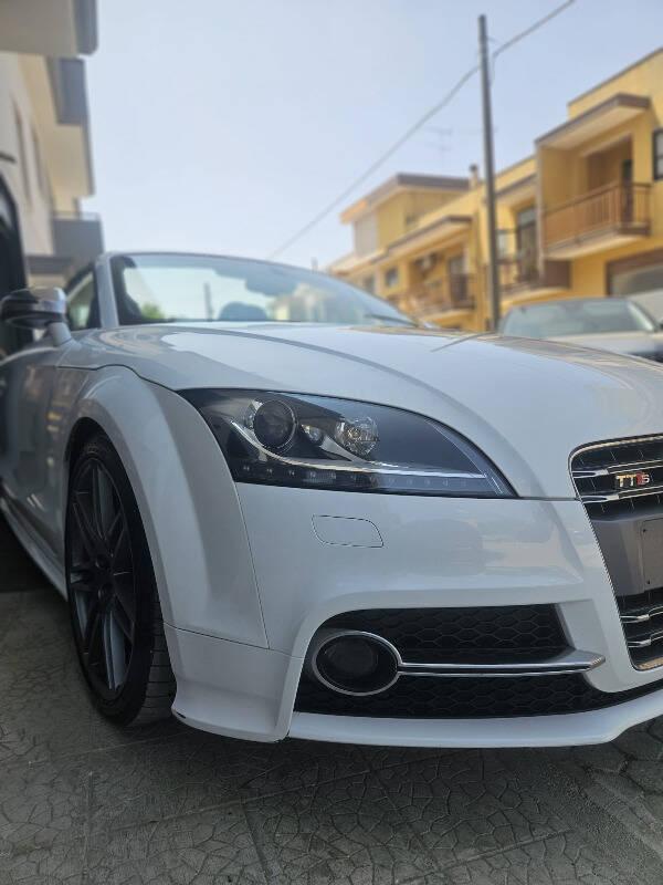 Audi TT RS TTS roadster 2.0 tfsi quattro 272cv s-tronic