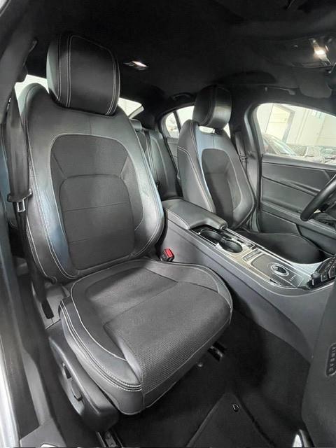 Jaguar XE 2.0 D 180 CV AWD aut. R-Sport