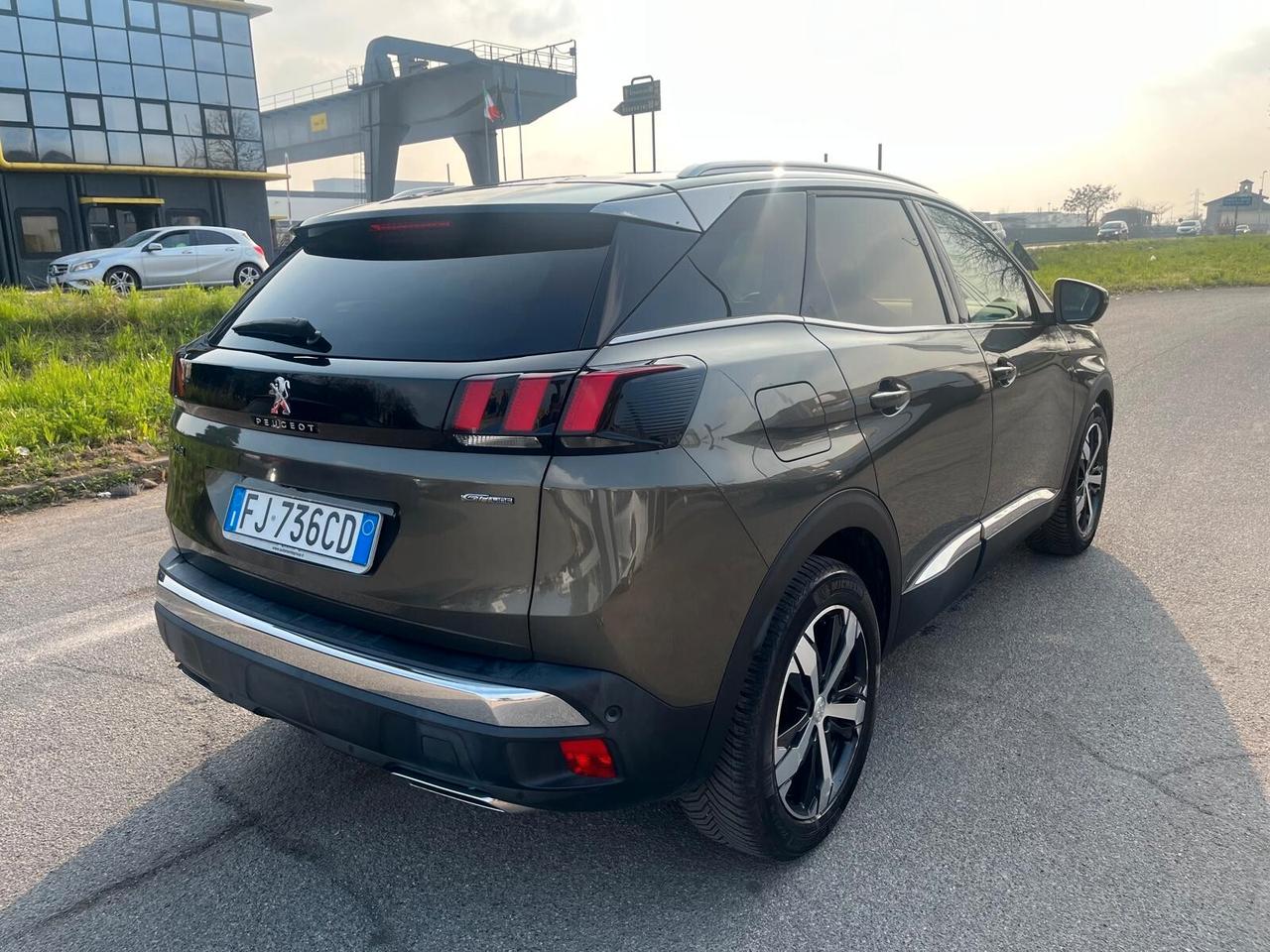Peugeot 3008 BlueHDi 120 S&S Allure