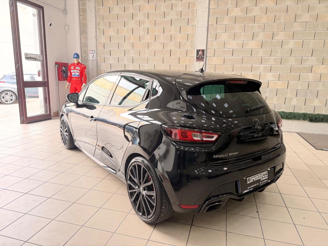 Renault Clio TCe 220CV R.S. Trophy