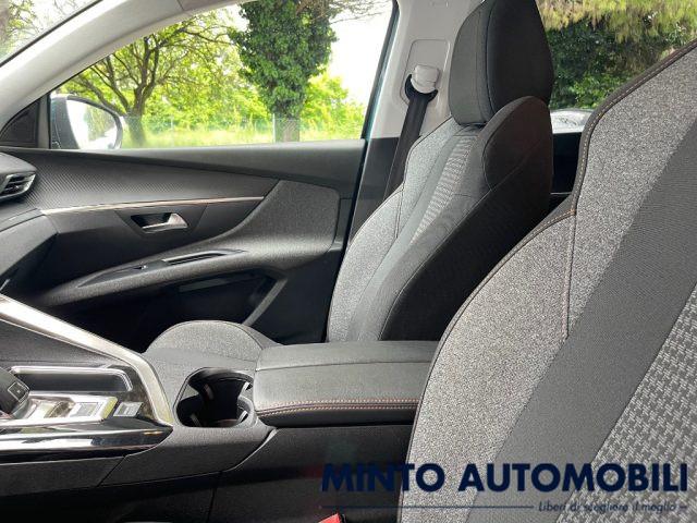 PEUGEOT 5008 1.5 BLUEHDI 130 CV AUTOMATICA 7 POSTI NAVIGATORE