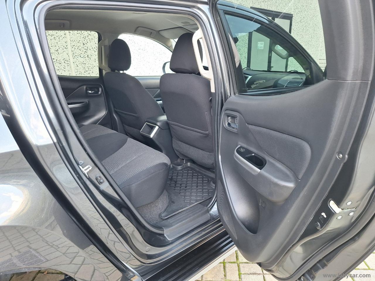 MITSUBISHI L200 2.3 D DoubleCab 4x4 AUTO RIDOTTE BLOCCAGGIO