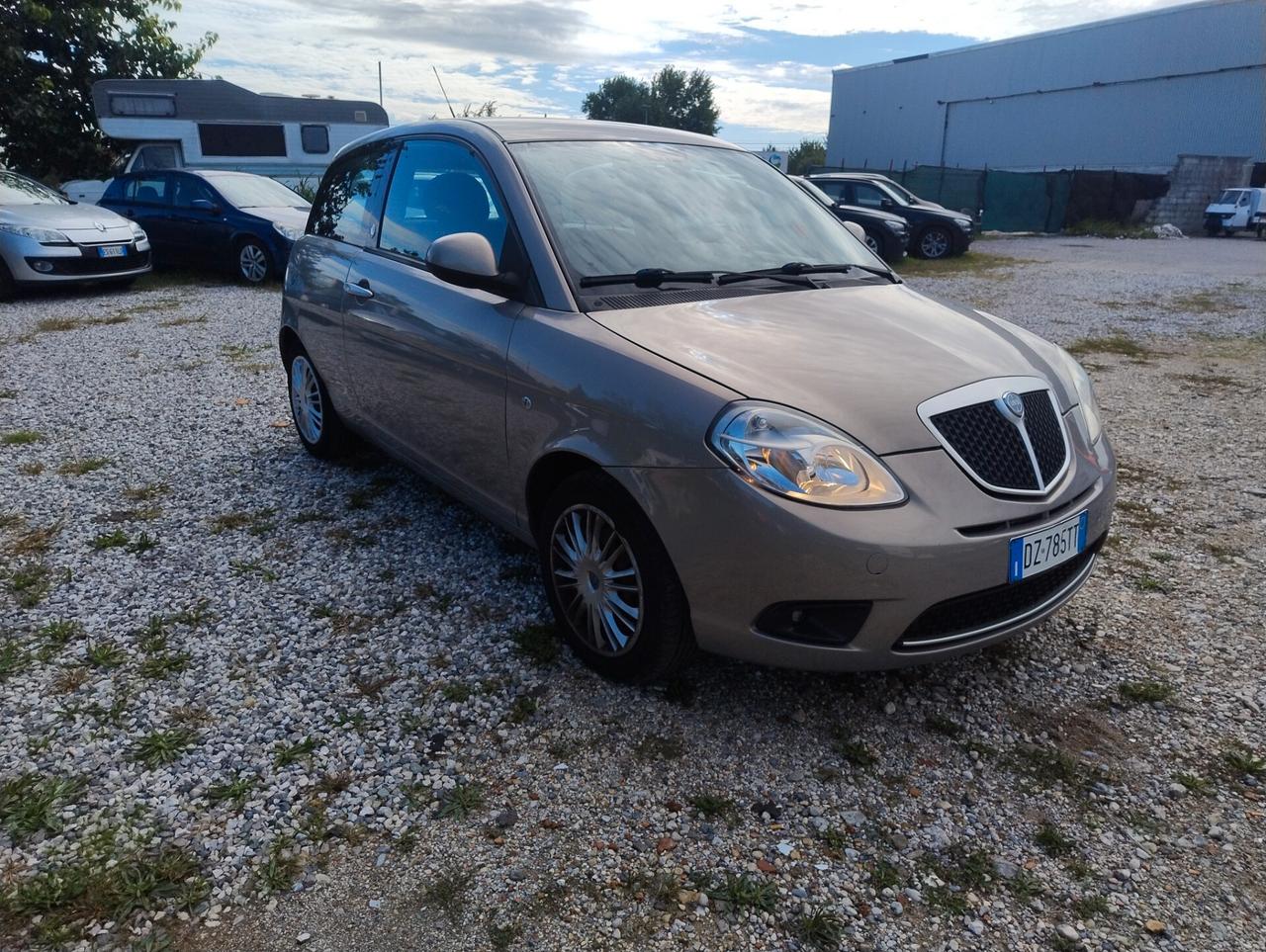 Lancia Ypsilon 1.4 E-Collection Ecochic GPL