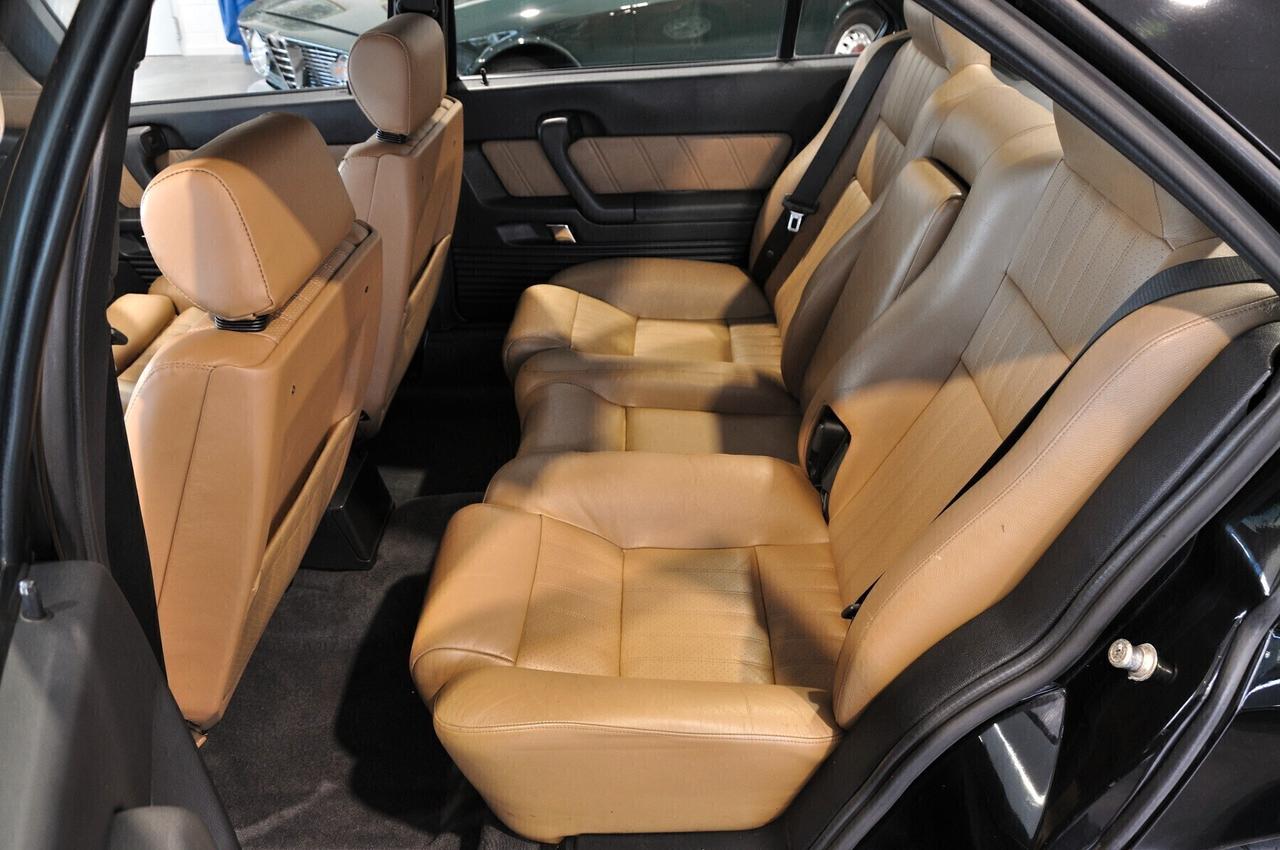 Alfa Romeo 164 3.0i V6 24V cat Q4 Recaro