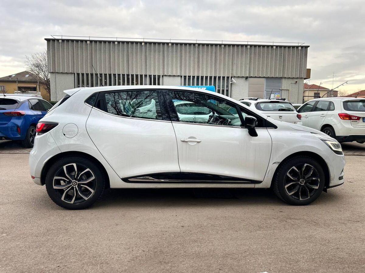 Renault Clio 0.9 tce Moschino Intens Gpl 90cv