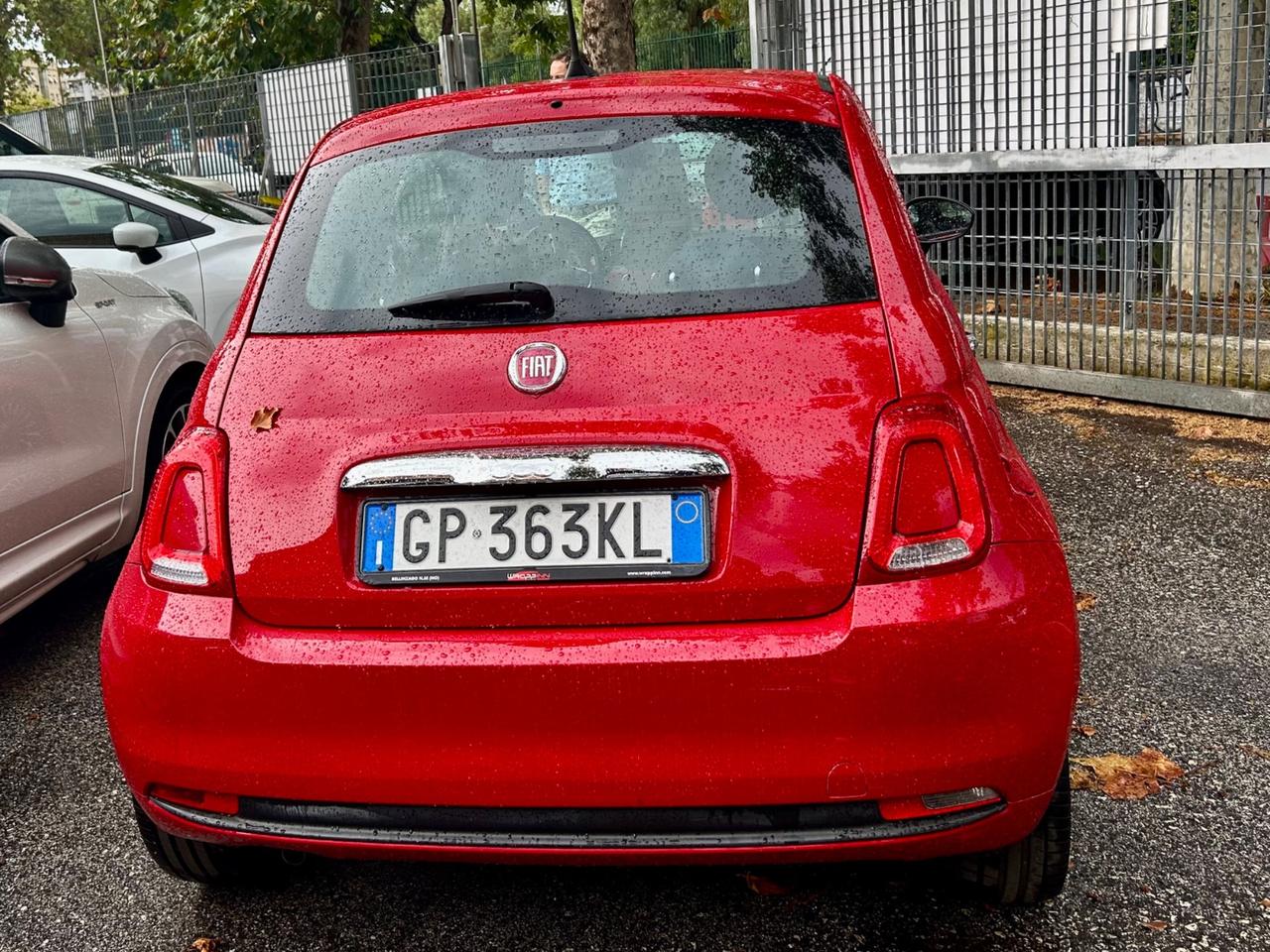 Fiat 500 1.0 Hybrid Red