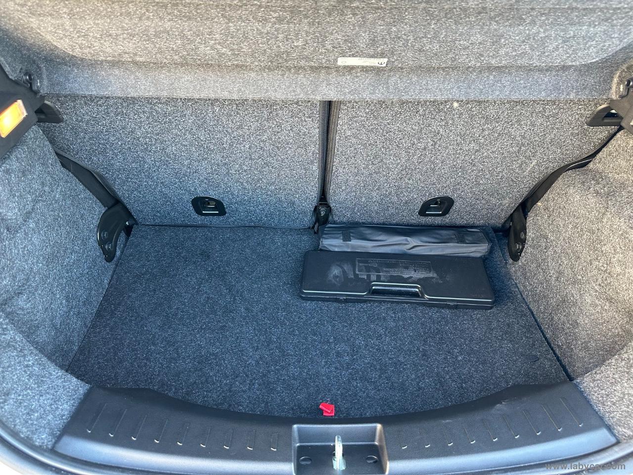 LANCIA Ypsilon 1.0 HYBRID Gold 70CV