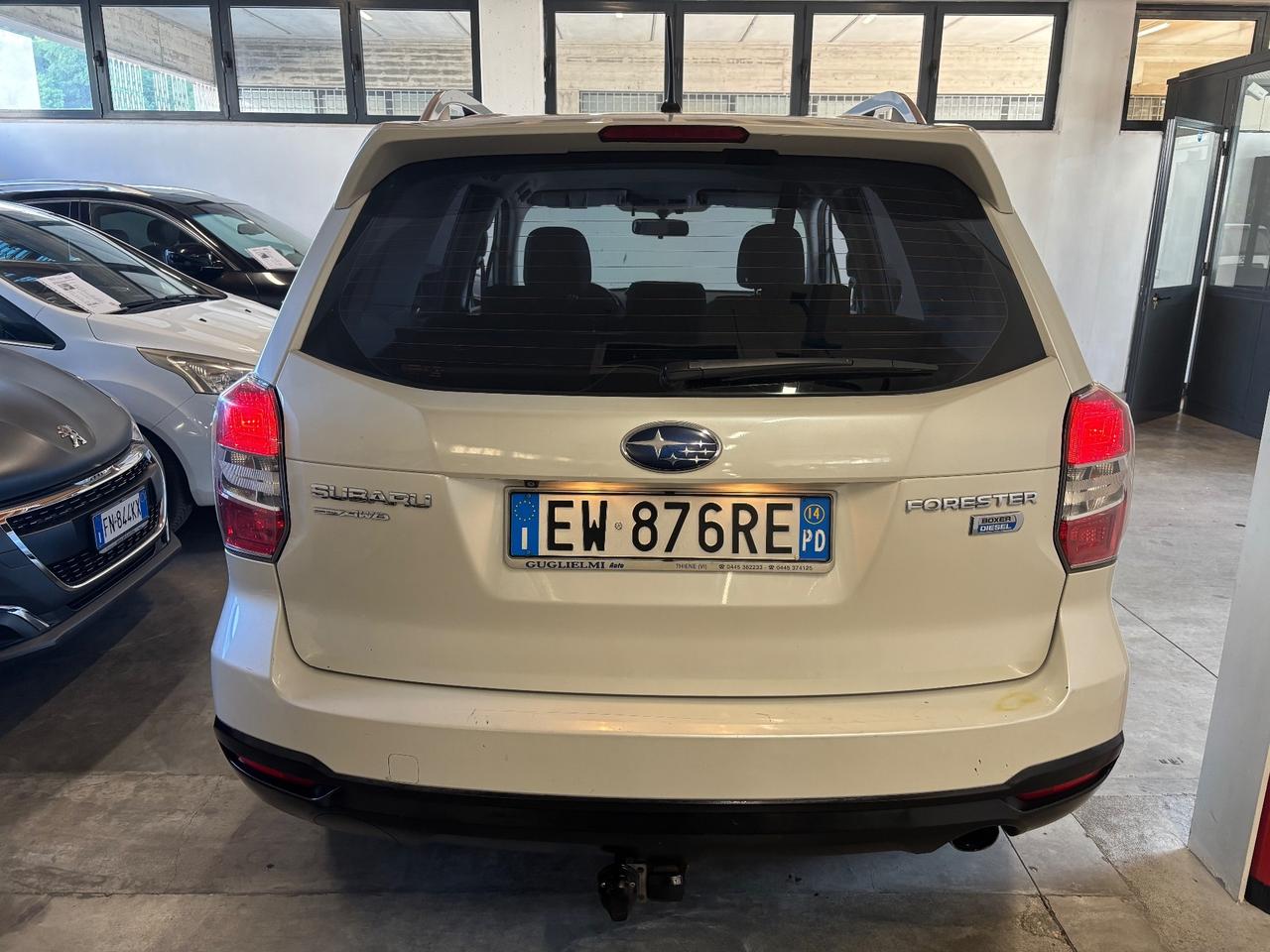 Subaru Forester 2.0D |BIANCO PERLA GANCIO TRAINO