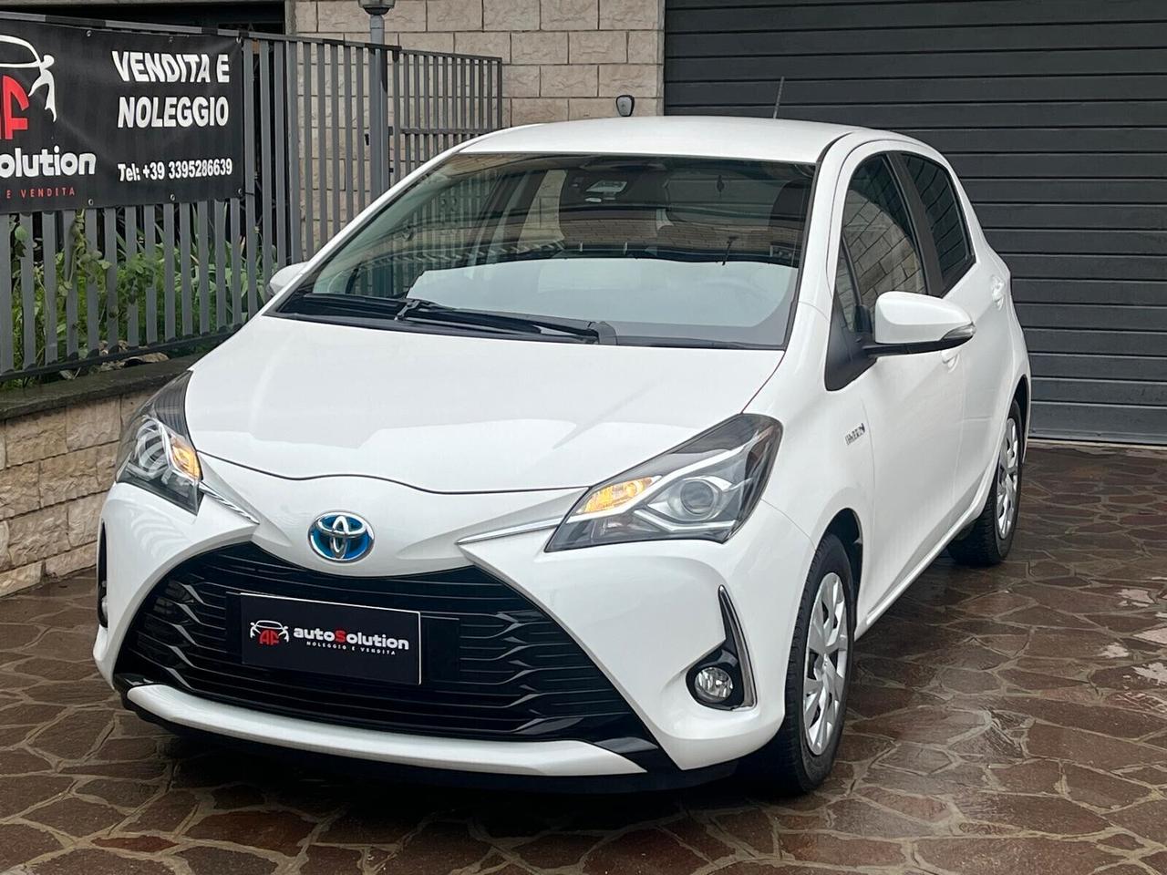 Toyota Yaris 1.5 Hybrid 5 porte Business ACTIVE adatta neopatentati