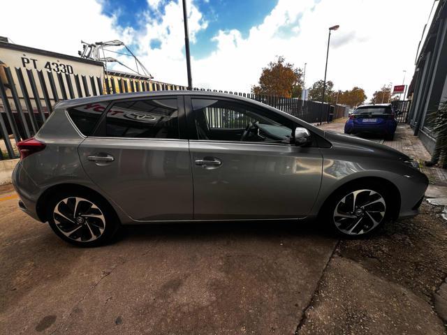 TOYOTA Auris 1.6 D-4D Active