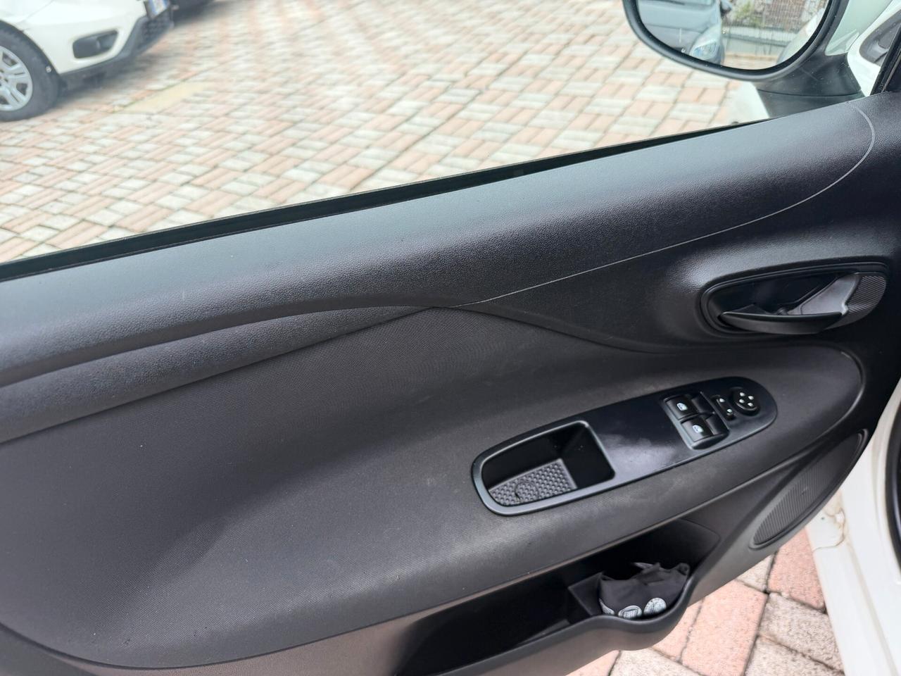 Fiat Punto 1.4 8V 5 porte Easypower Lounge