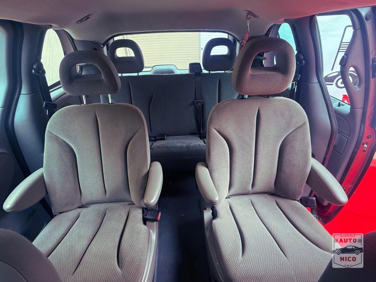 Chrysler Voyager 2.8 CRD cat SE Auto - 8 posti