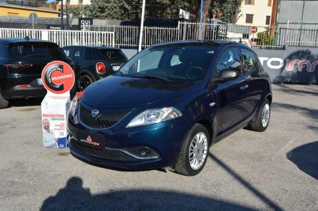 LANCIA Ypsilon 1.2 69 CV 5 porte GPL Ecochic Gold