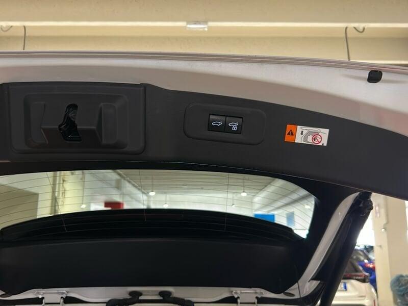 Lexus NX Plug-in Luxury 4WD