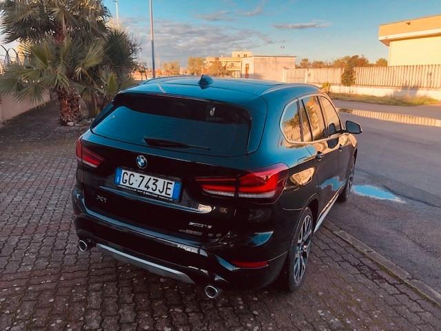 Bmw X1 sDrive18d xLine Navi , pelle totale , doppio tetto apribile , telecamera ecc