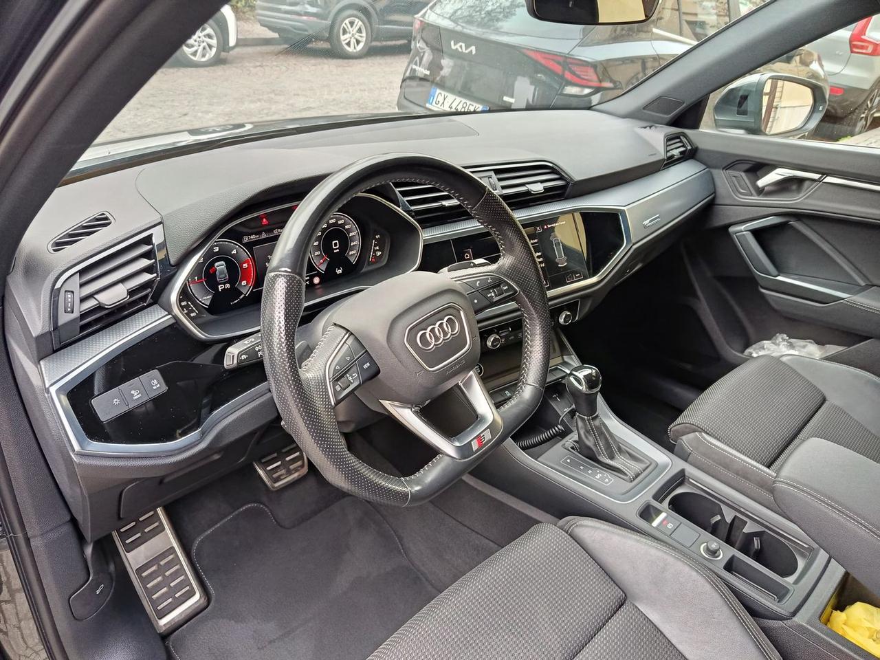 Audi Q3 S Line 2.0 35 TDI #8385