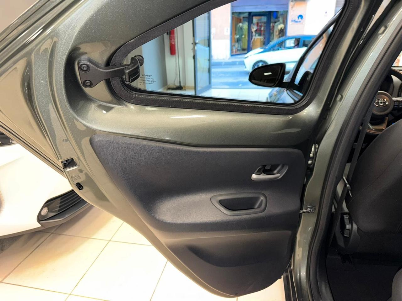 Toyota Aygo X 1.0 VVT-i 72 CV 5 porte Lounge A PARTIRE DA 155 EURO