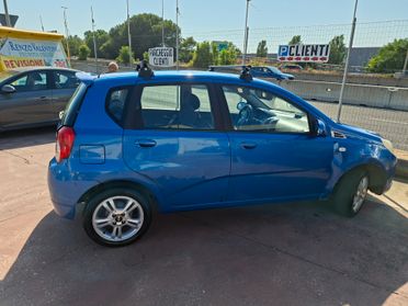 Chevrolet Aveo 1.2 benz adatta neo patentati