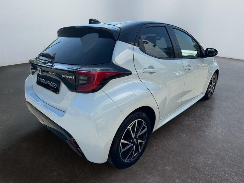 Toyota Yaris Hybrid Style MY22