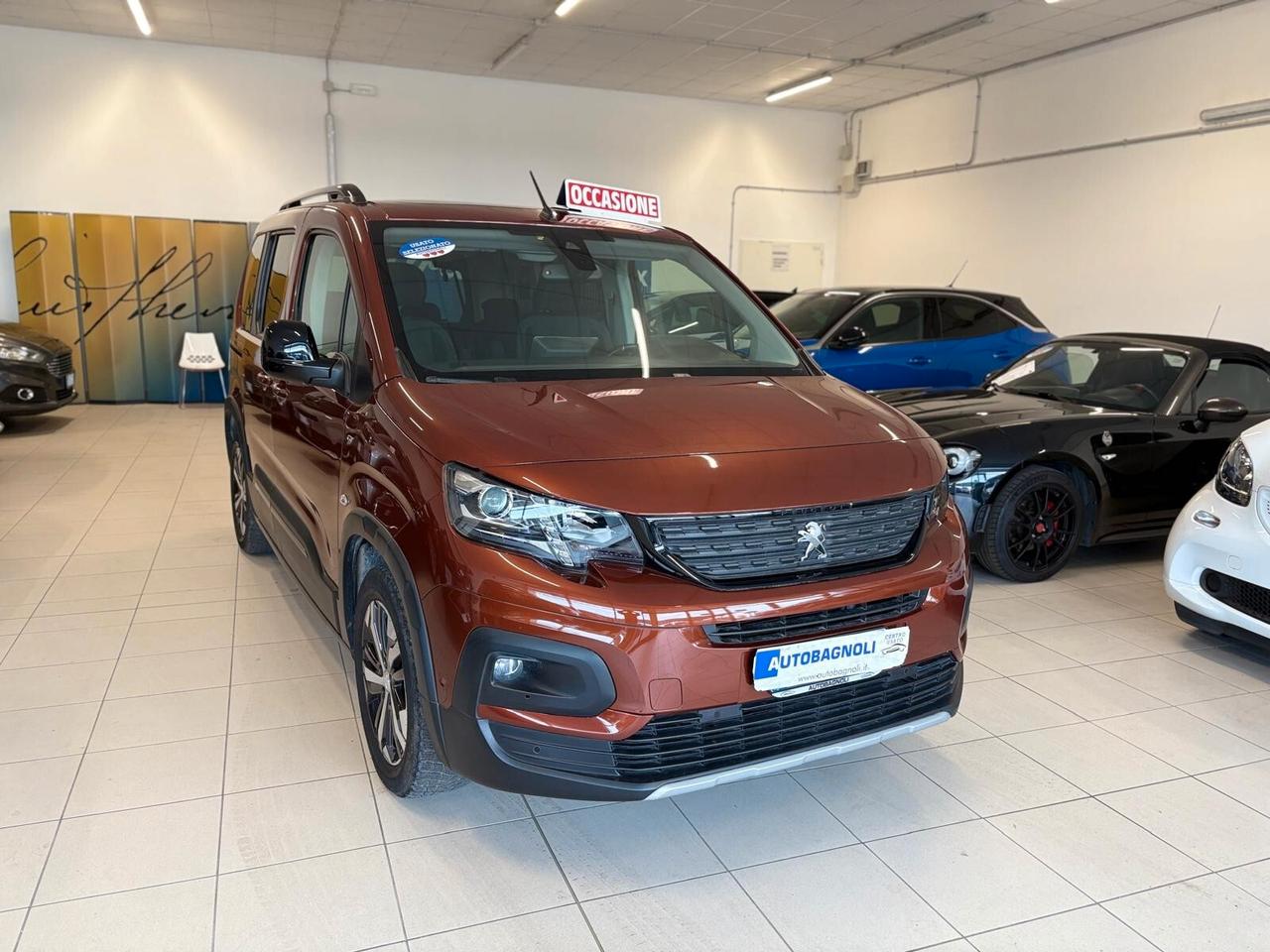 Peugeot Rifter GT motore elettrico 136 CV 50kWh SPOTICAR