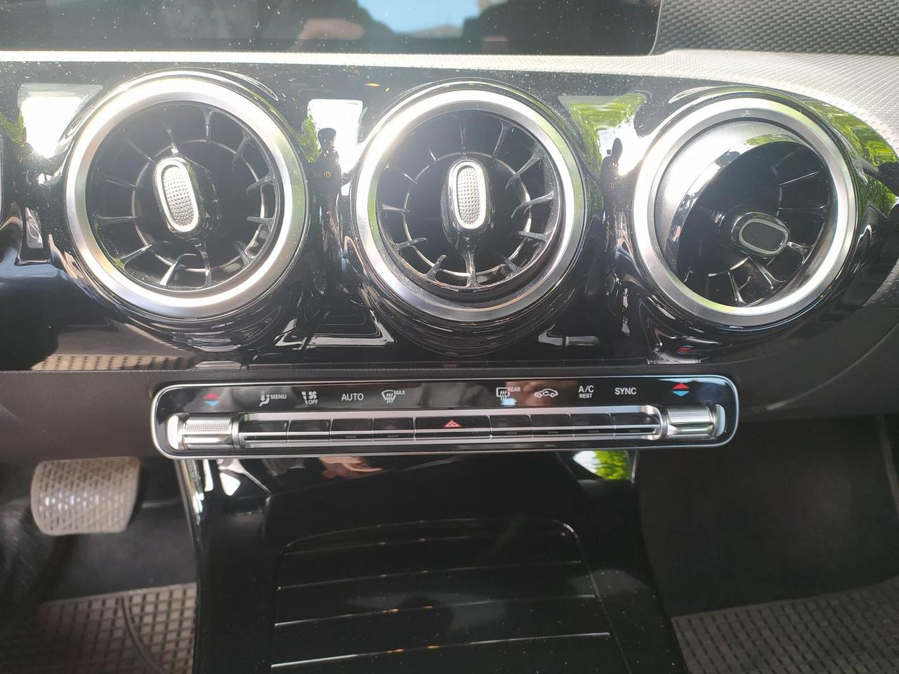 Mercedes-Benz A 180 Business
