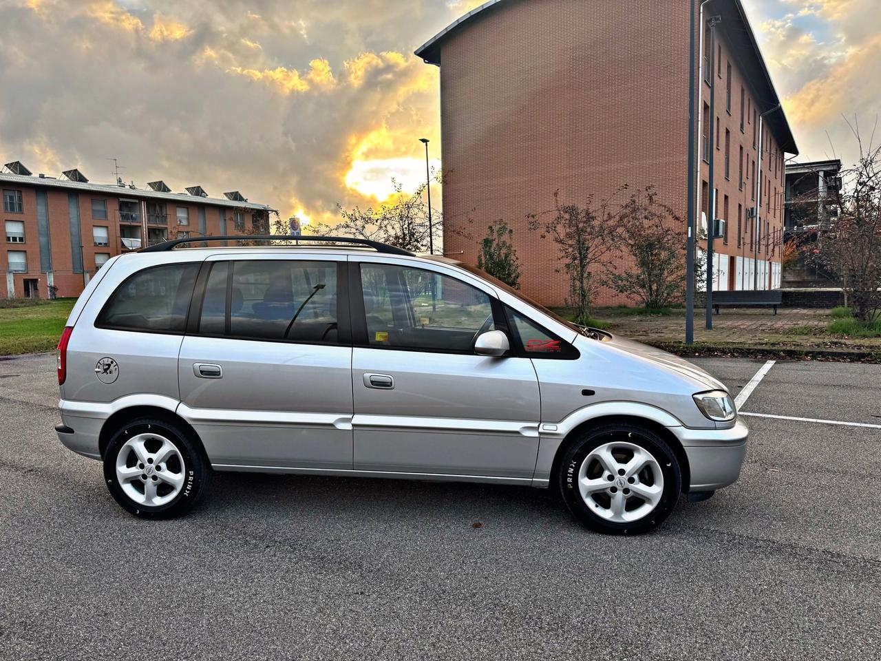 Opel Zafira 2.0 16V DTI cat Club