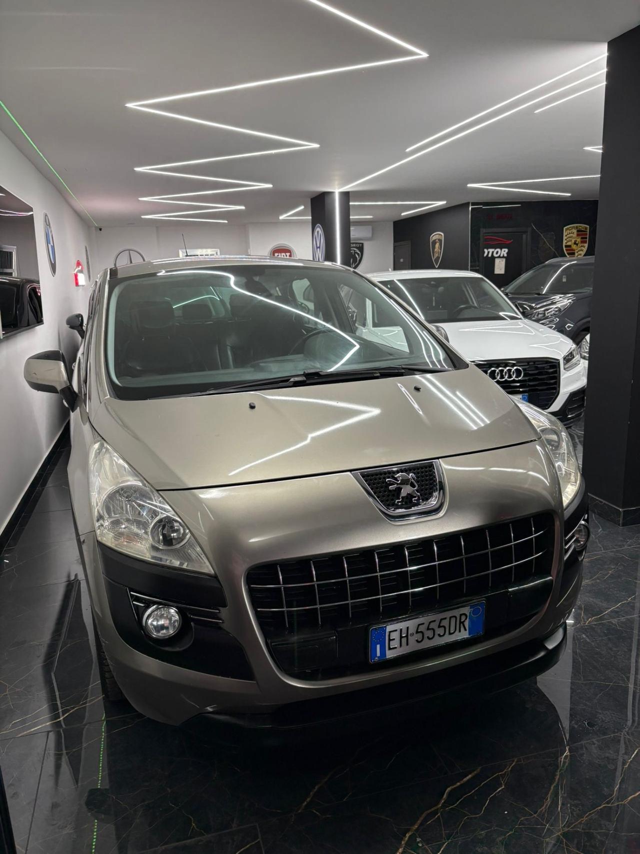 Peugeot 3008 1.6 HDi 112CV cambio robotizzato Premium