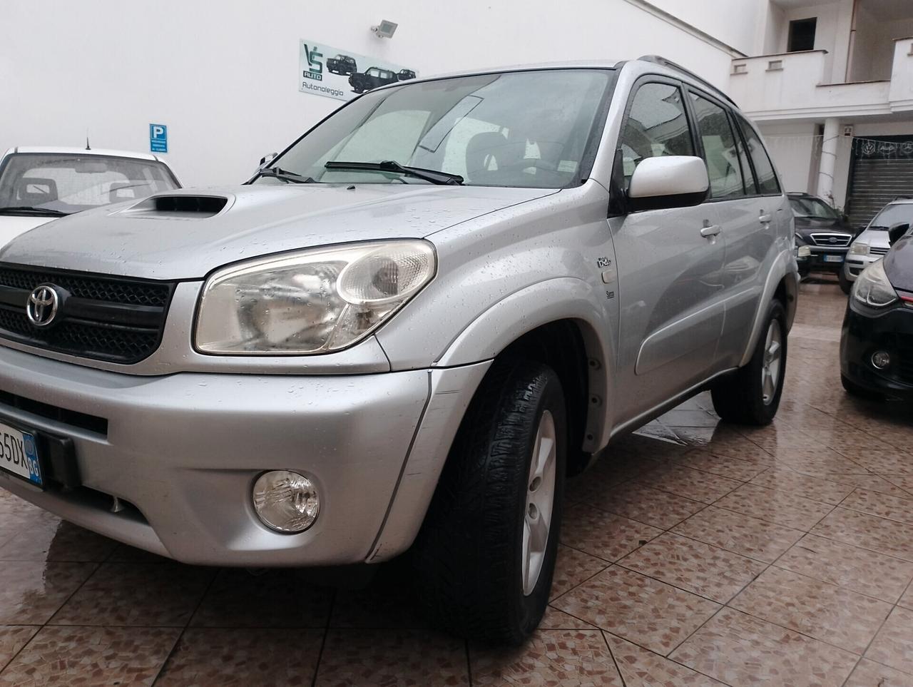 Toyota RAV 4 RAV4 2.0 Tdi D-4D cat 5 porte Sol