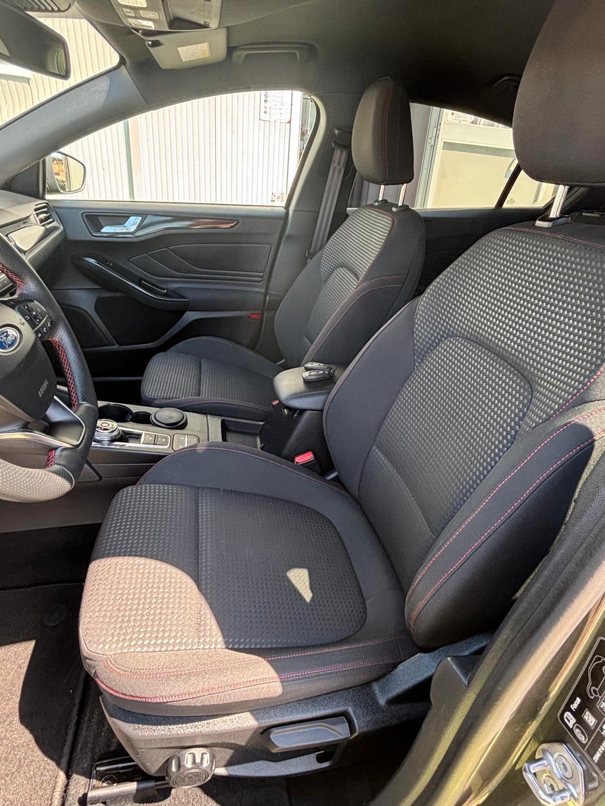 Ford Focus DIESEL 1.5 EcoBlue ST LINE AUTOMATICA
