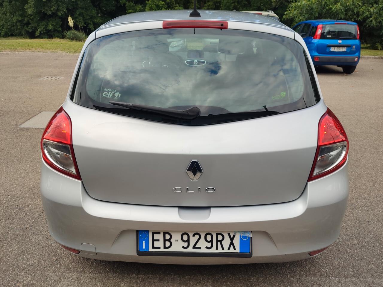 RENAULT CLIO DEL 2010 1.2BENZINA MOLTO BELLA