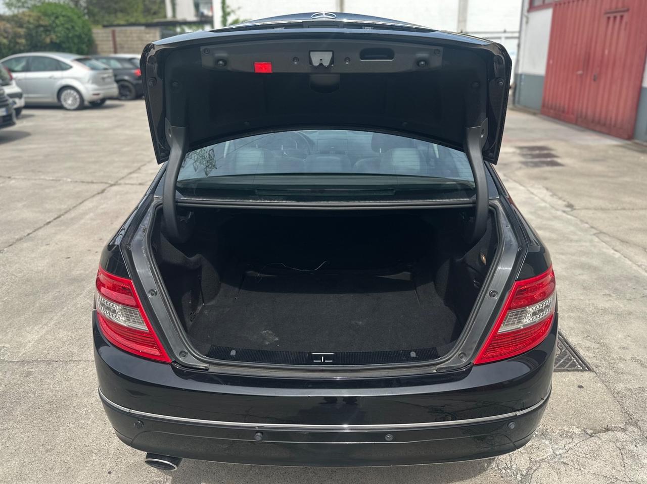 Mercedes-benz C 220 CDI BlueEFFICIENCY Elegance