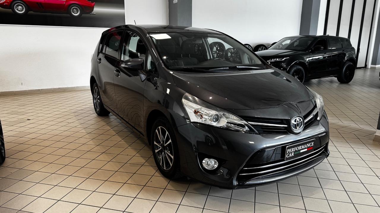 Toyota Verso 1.6 D-4D Style 7 posti