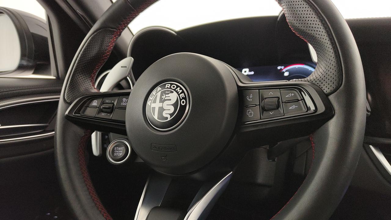 ALFA ROMEO Giulia 2.2 t Competizione 160cv auto
