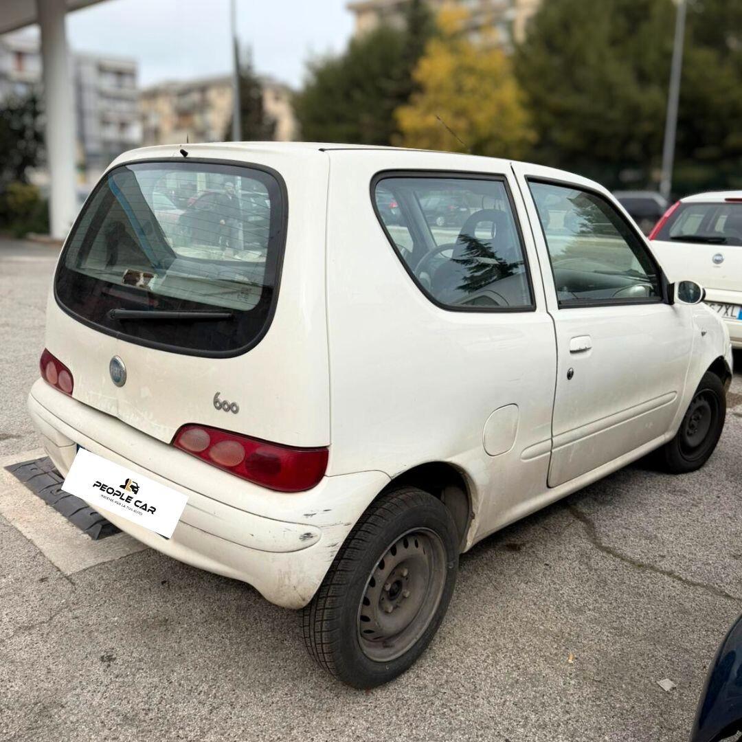 Fiat 600 **NEOPATENTATI**