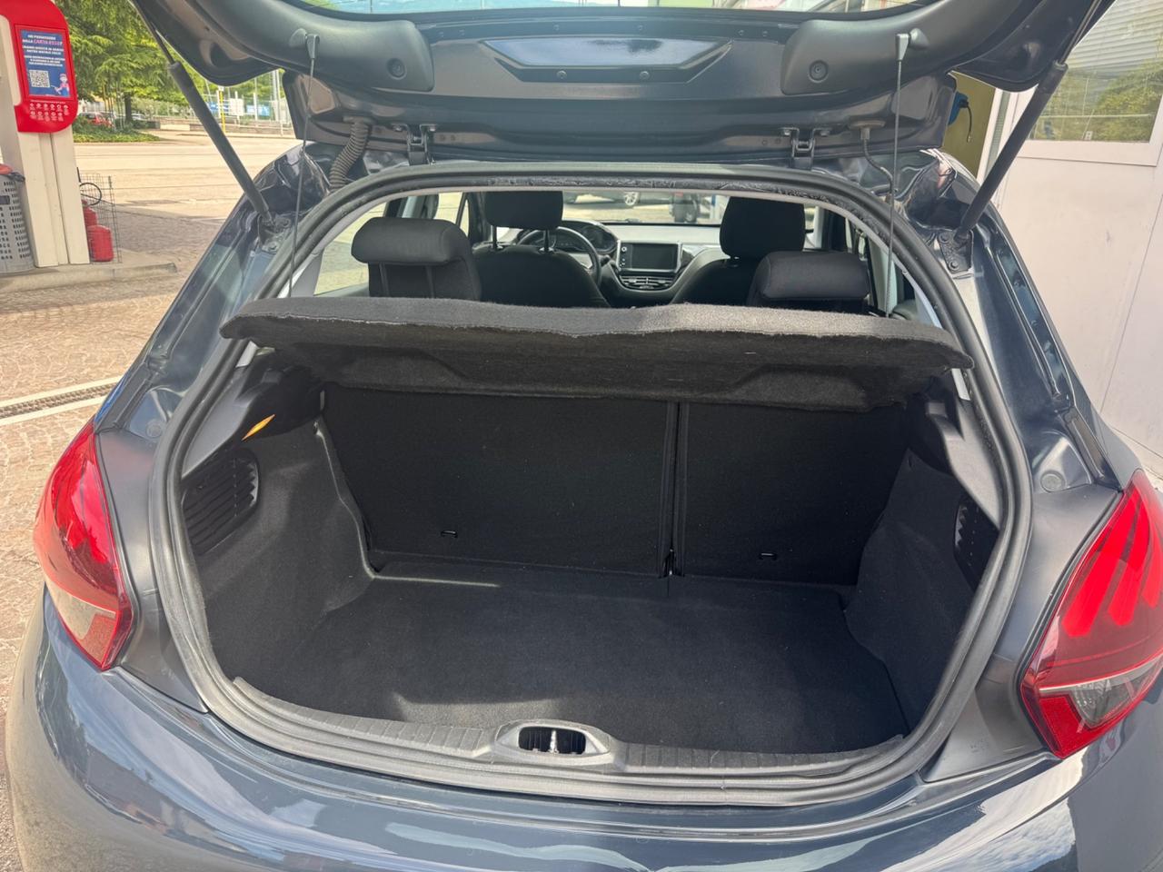 Peugeot 208 BlueHDi 75 5 porte Allure