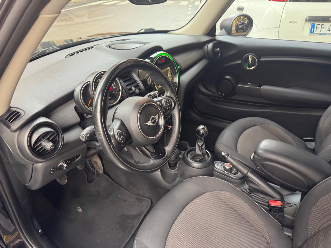 Mini Cooper 1.5D idonea neo patentati