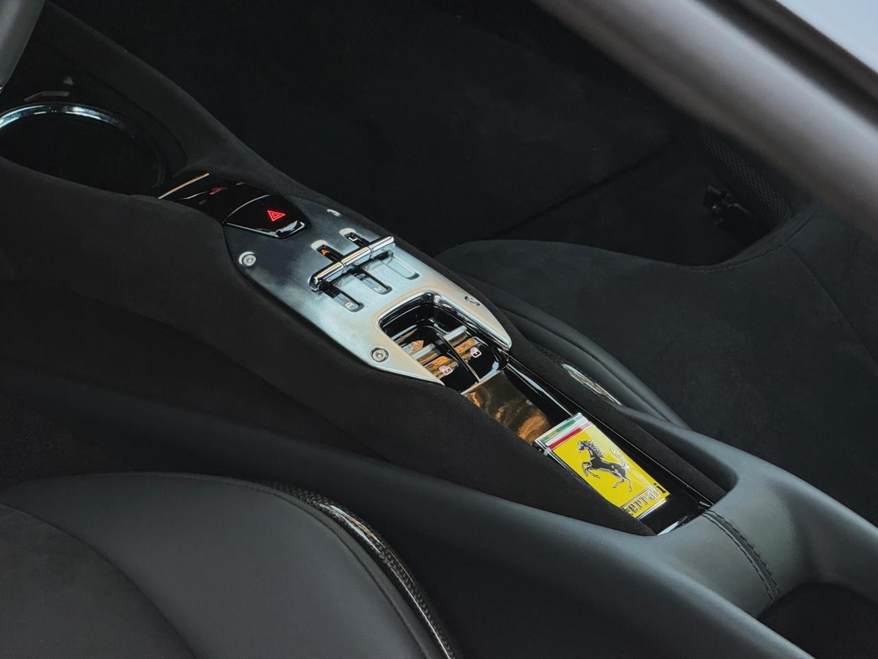 Ferrari 296 GTB 3.0 V6 830CV LIFT CARBONIO