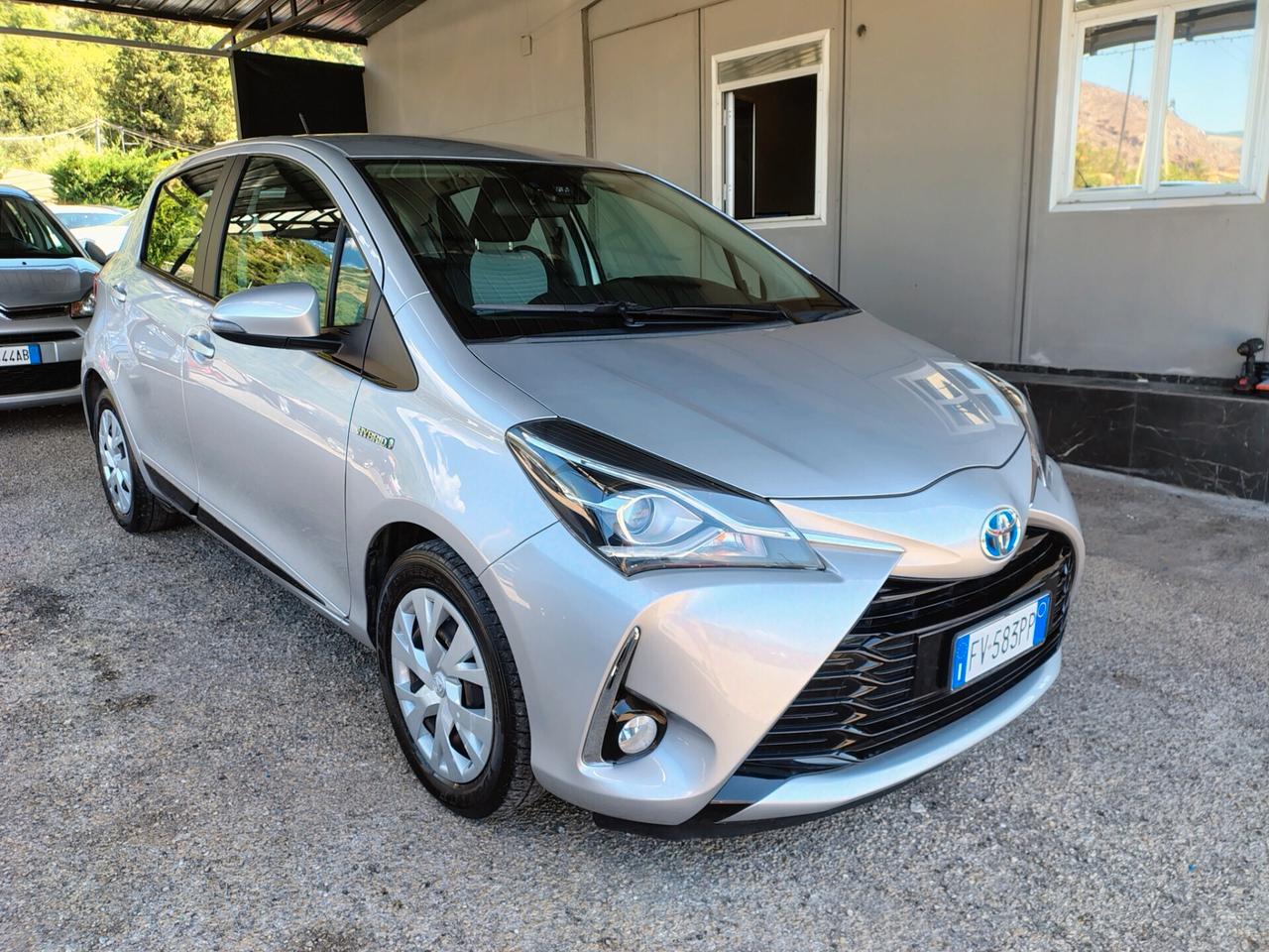 Toyota Yaris 1.5 Hybrid 5 porte Active