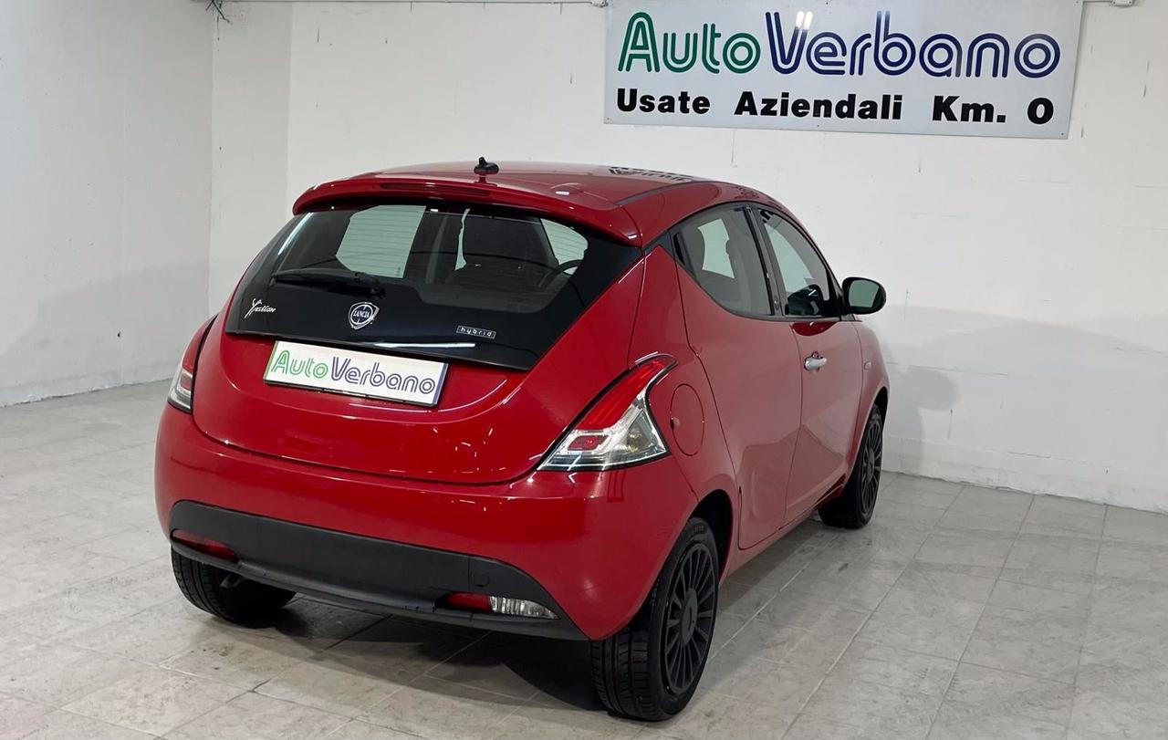 Lancia Ypsilon 1.0 FireFly 5 porte S&S Hybrid nessun obbligo di finanziamento