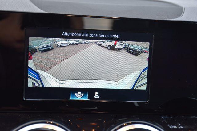 MERCEDES-BENZ GLB 180 d Automatic Sport