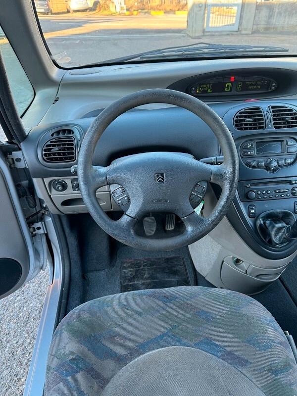 Citroen Xsara Picasso 1.8 16V Elegance