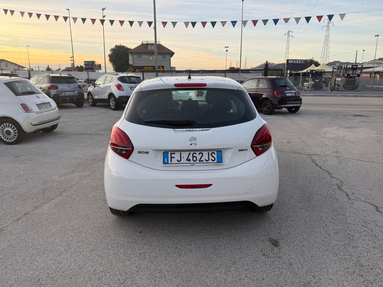 Peugeot 208 PureTech 82 5 porte Allure